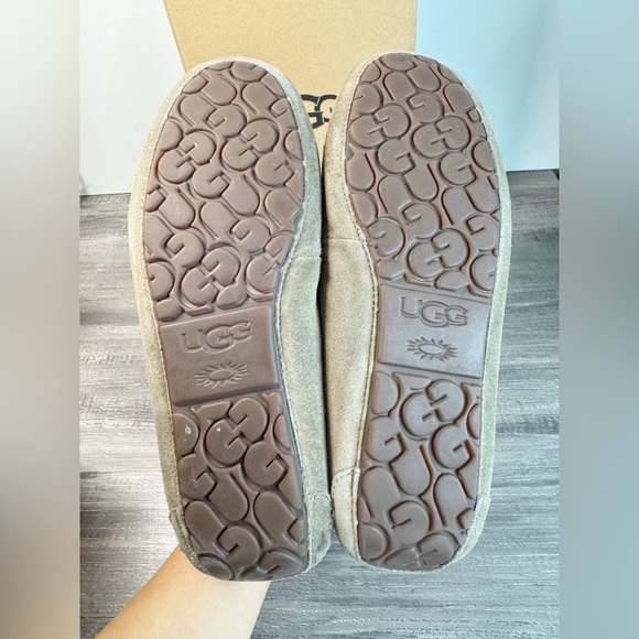 UGG Plush Suede Moccasin Wool Loafers Col: Dry Leaf Mens 11 - Picture 8 of 9